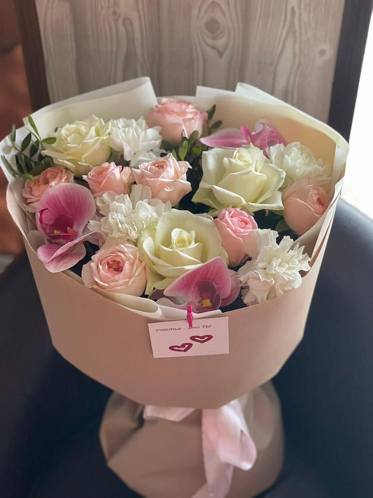 Букет цветов из: Орхидеи, Розы и Гвоздики в Покровке Воронежской области