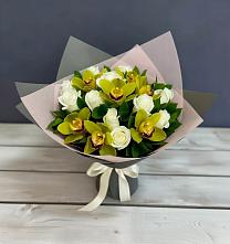 Букет цветов из:  Орхидеи и Розы в Покровке Воронежской области