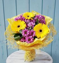 Букет цветов из:  Хризантемы и Герберы в Покровке Воронежской области