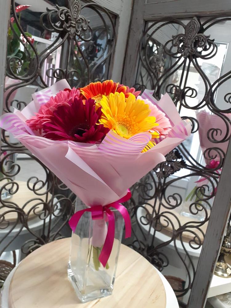 Букет цветов из: Герберы в Покровке Воронежской области