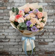 Букет цветов из:  Розы, Лизиантусы и Гвоздики в Покровке Воронежской области