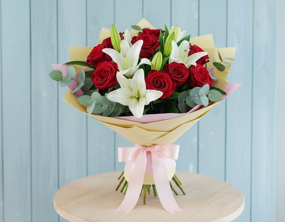 Букет цветов из: Лилии и Розы в Покровке Воронежской области